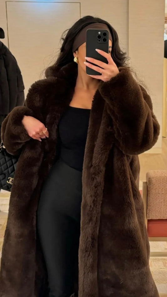 WINTER COAT | Leonora Paris
